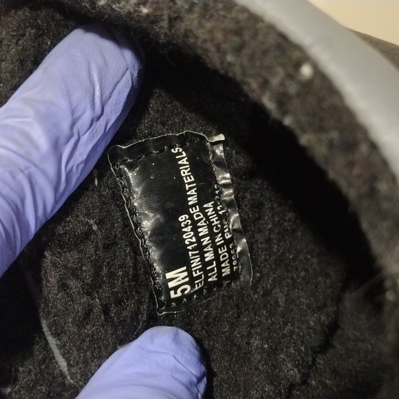 Boys and Girls Totes Snow Boots for Kids - Very Good Condition - Size 5 M - Picture 7 of 8